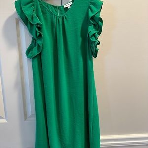 Kelly Green ruffle sleeve dress